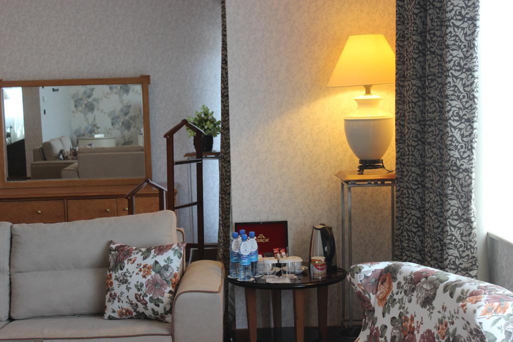 Grand Hotel Europe Baky Esterno foto