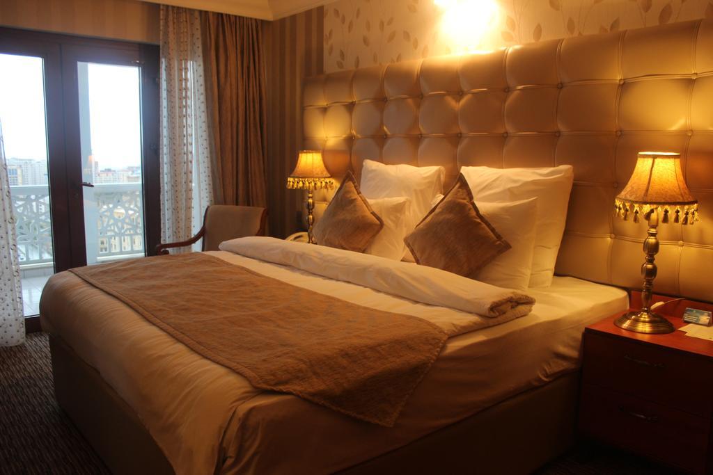 Grand Hotel Europe Baky Esterno foto