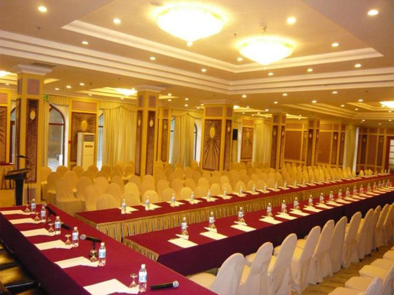 Grand Hotel Europe Baky Esterno foto